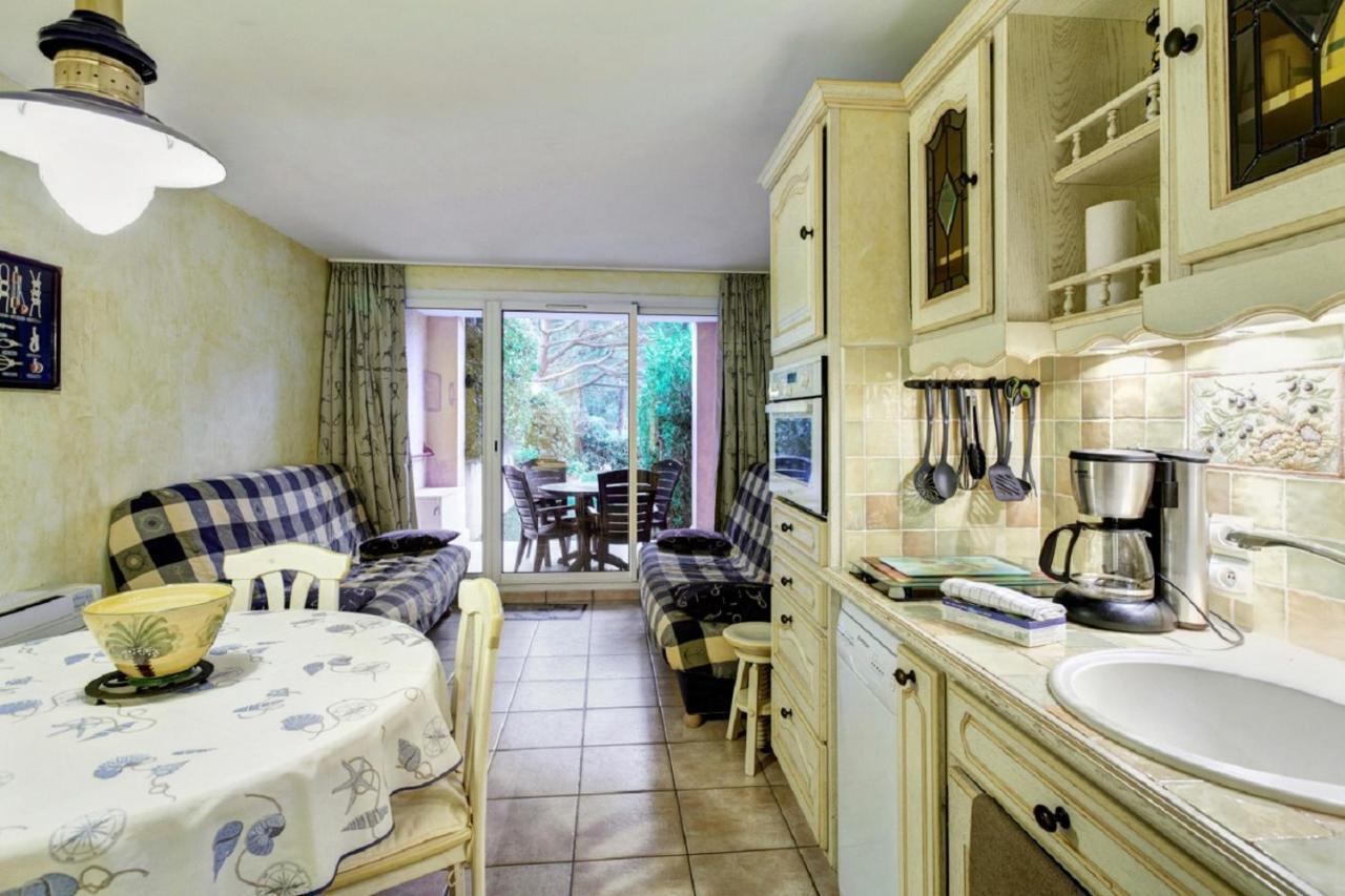 Residence La Pinede - Maeva Home Hyeres Room photo